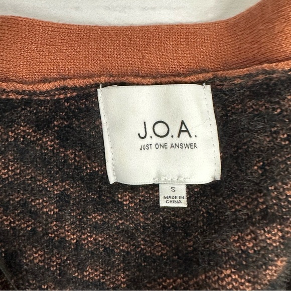 J.O.A Just One Answer Small Black & Brown Zebra Print Long Fuzzy Cardigan Duster - Picture 9 of 11